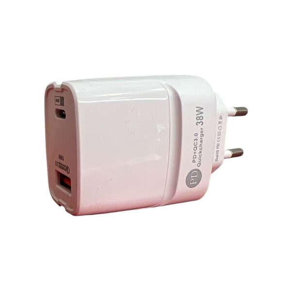 Адаптер за зарядно с 2 TPC/USB изхода, 38W – бързо и безопасно зареждане