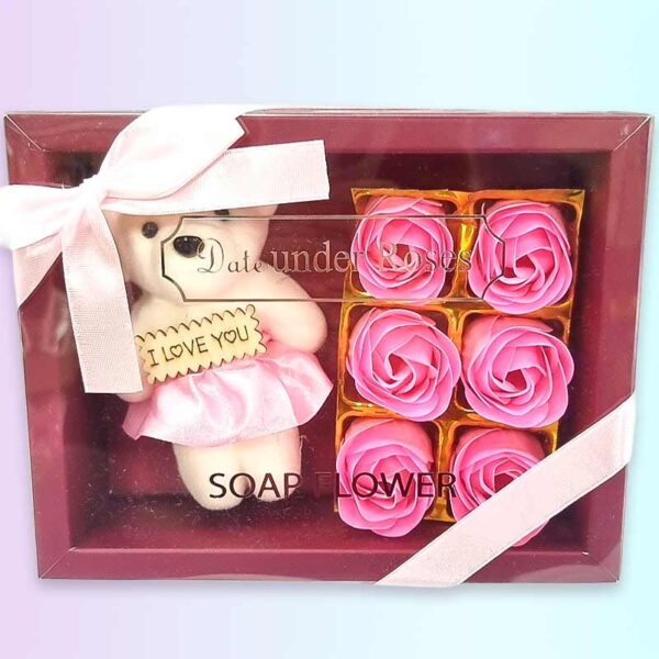 Декорация с ароматни сапунени цветя в кутия 18 x 14,5 x 5 см