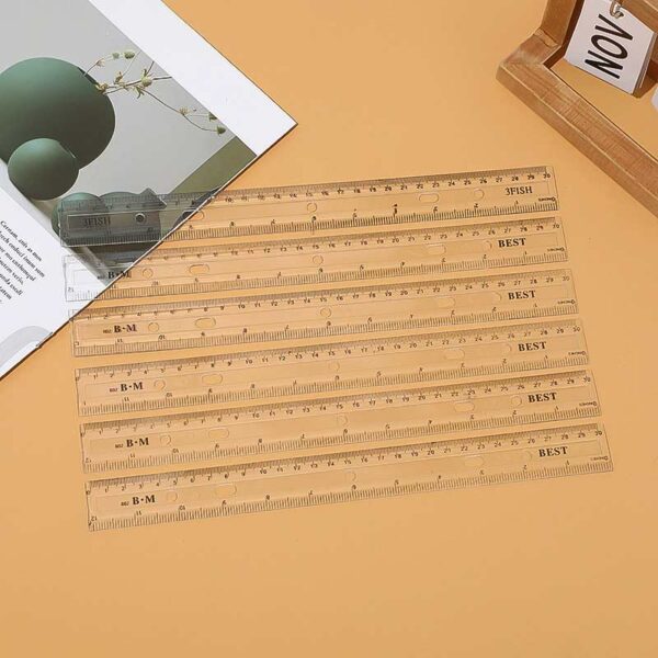 Гъвкава линийка цветно прозрачна 30 см