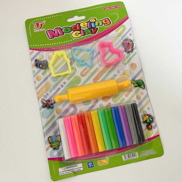 Цветен пластелин – комплект за моделиране с аксесоари
