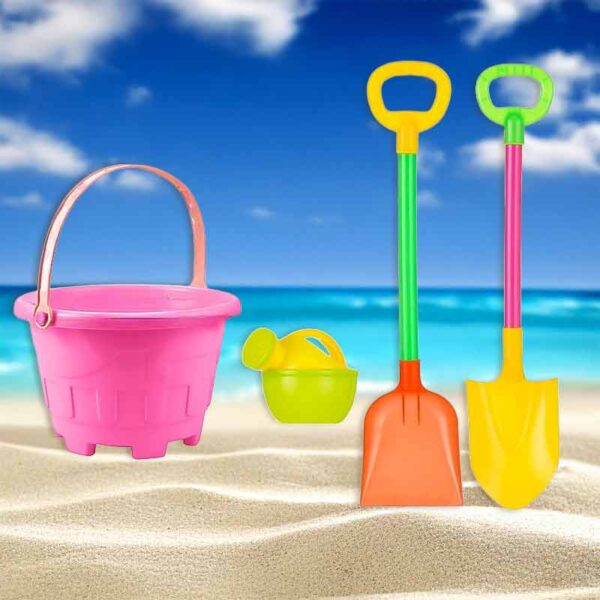 Пластмасова кофа 11 x 13 см с аксесоари за пясък